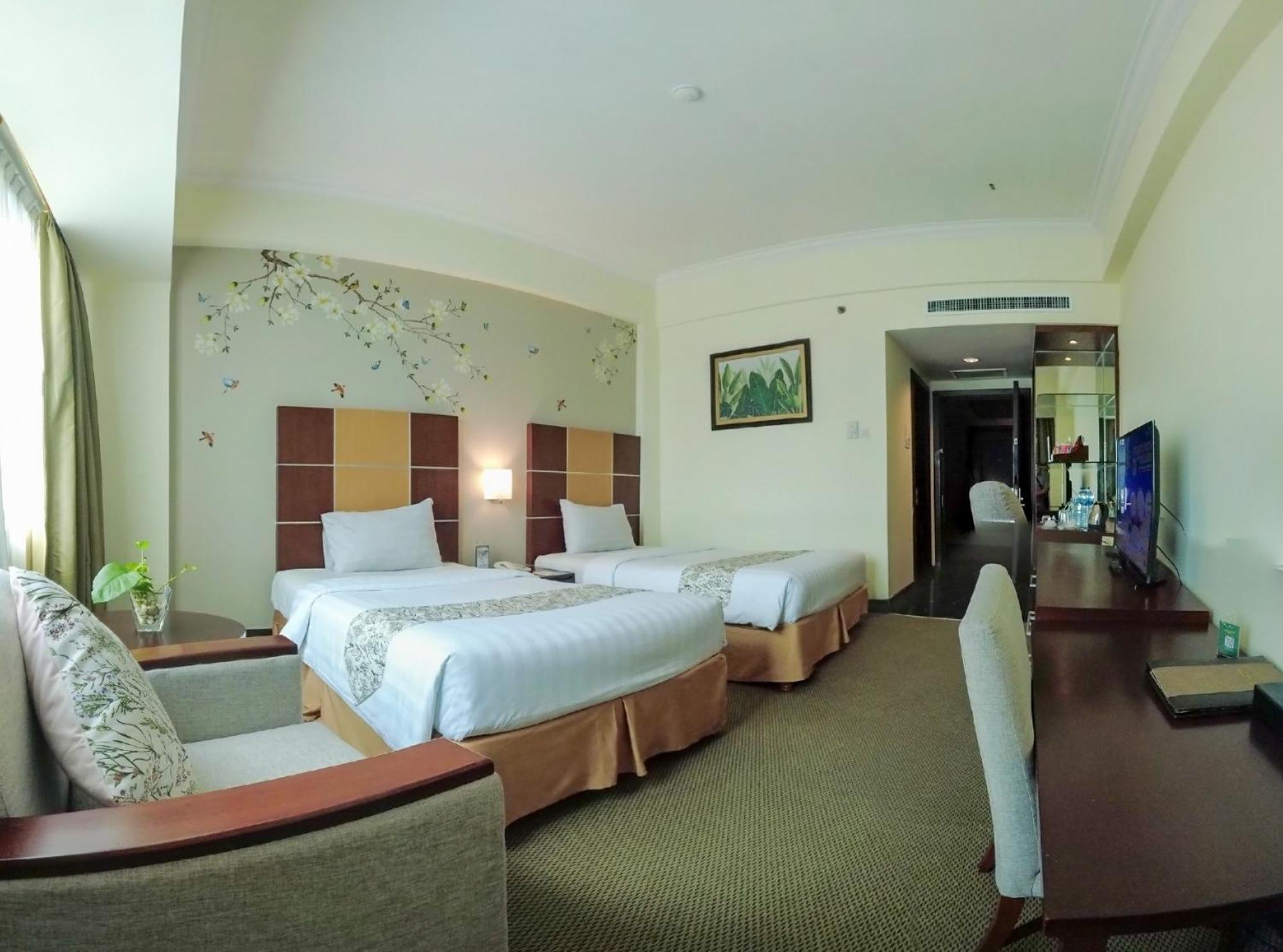Emerald Garden International Hotel Медан Экстерьер фото