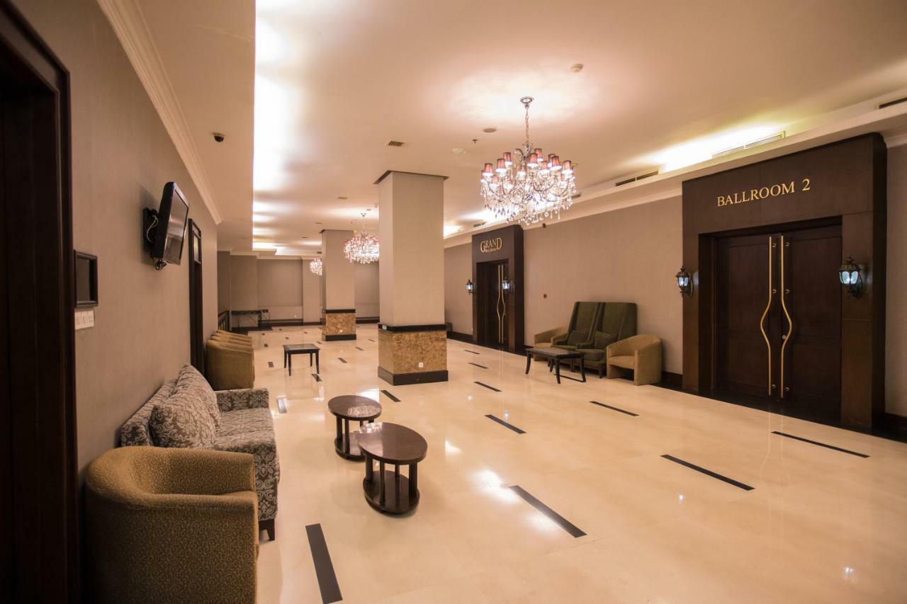 Emerald Garden International Hotel Медан Экстерьер фото